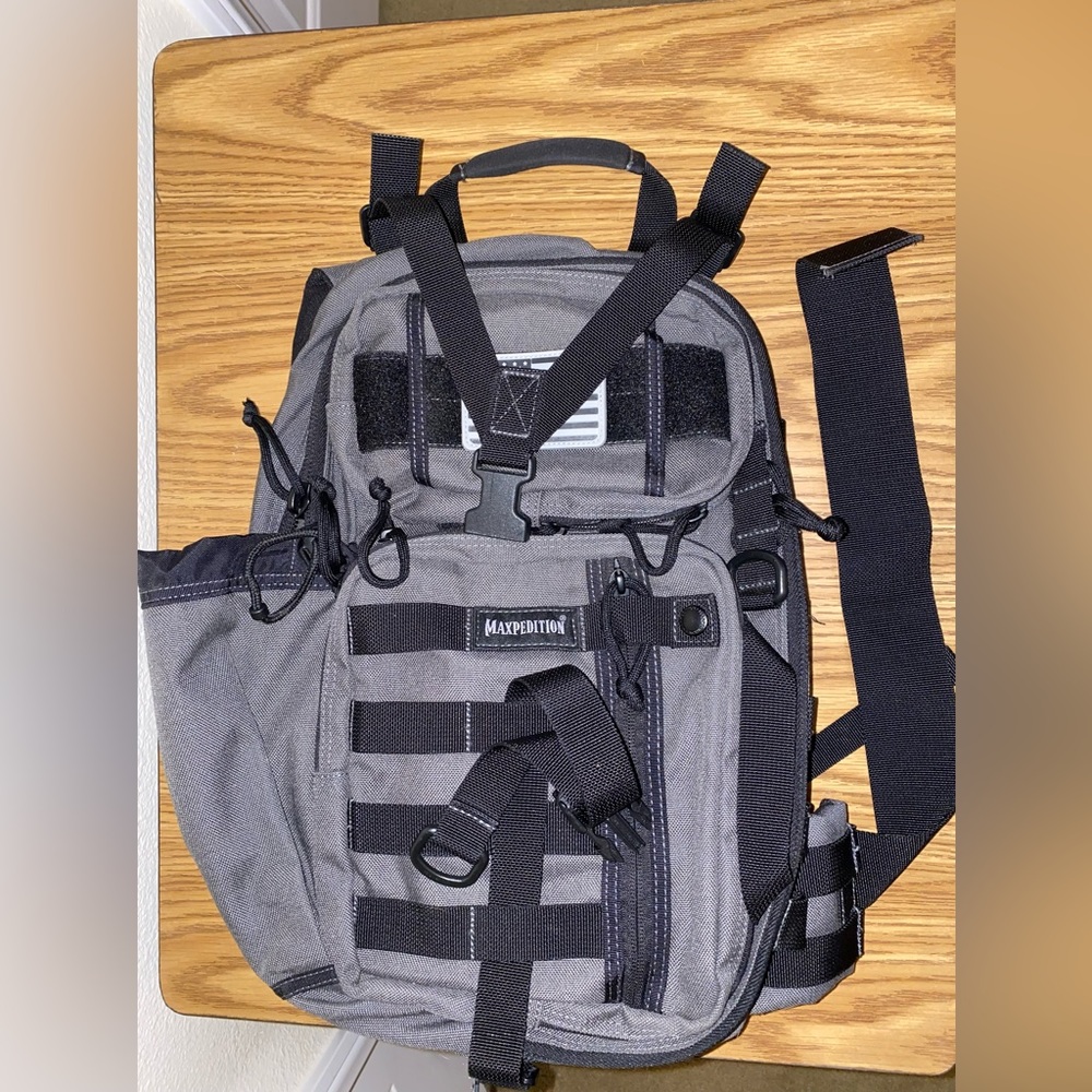 Maxpedition Sitka Gearslinger Backpack + Camelbak 100oz Accessory Reservoir